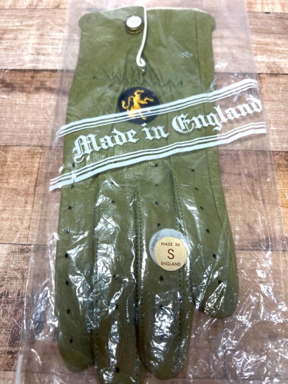 Harry Potter Gryffindor Leather Glove Green Made in England Size S Left Hand